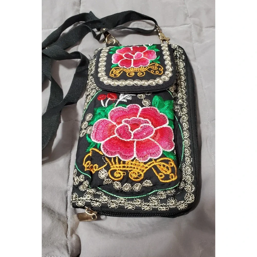 Embroidered Floral Crossbody Phone Bag Black Zip Wallet Purse Adjustable Strap - Picture 1 of 8